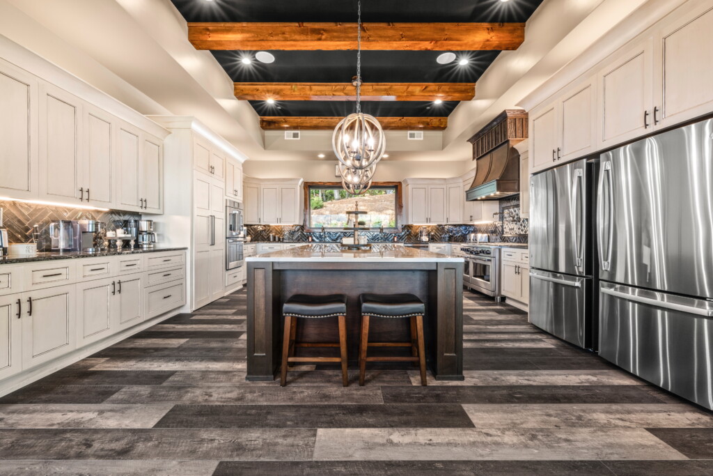 large cabin rentals pigeon forge