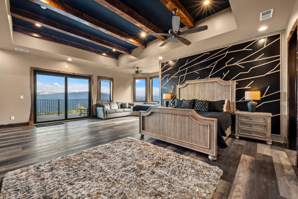 large cabin rentals pigeon forge