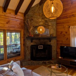 lakefront cabin rentals north georgia