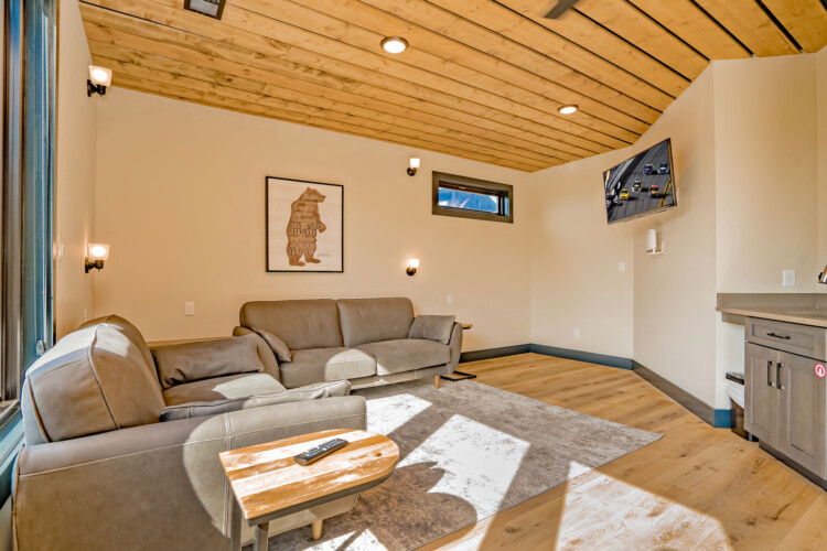 pigeon forge cabin rentals with indoor pools