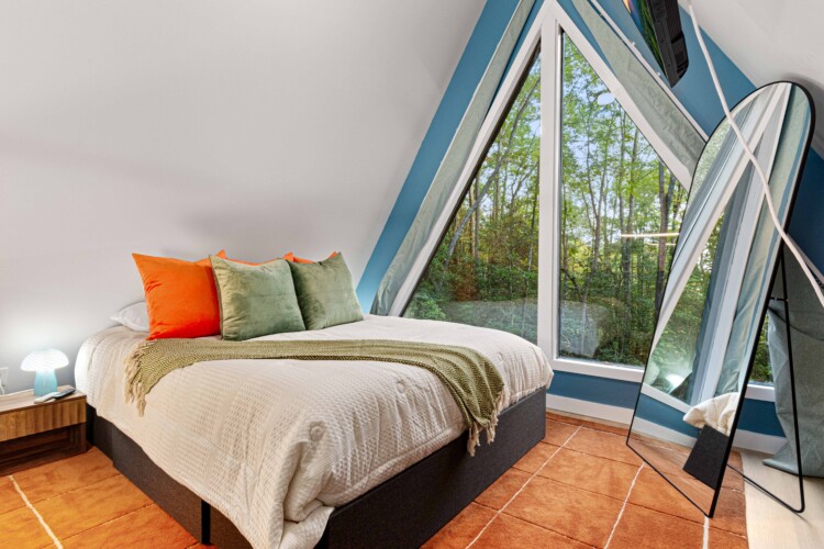 blue ridge ga a-frame cabin with private pickleball court and sauna