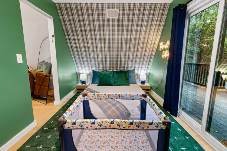 blue ridge ga a-frame cabin with private pickleball court and sauna