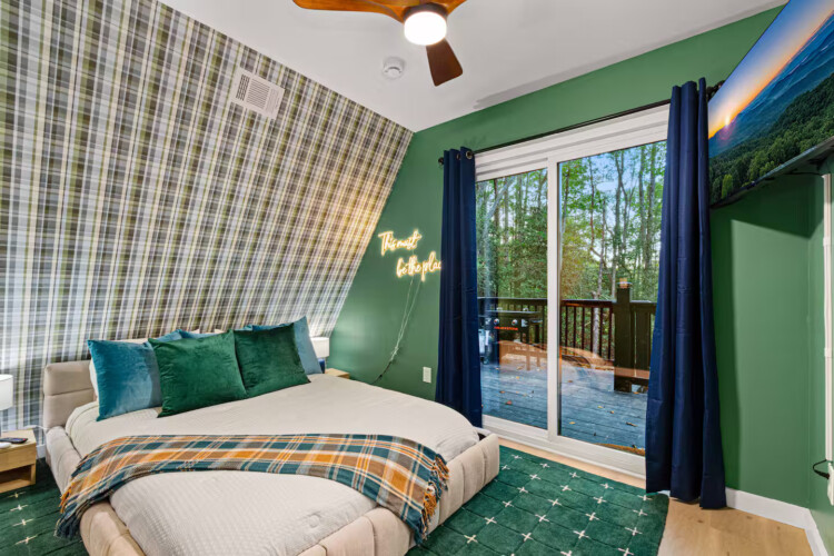 blue ridge ga a-frame cabin with private pickleball court and sauna