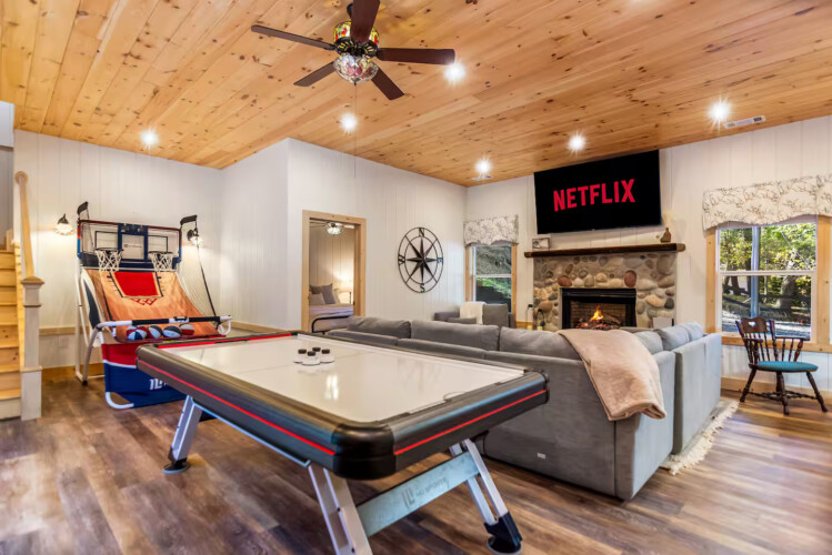 cabins in ellijay ga on river