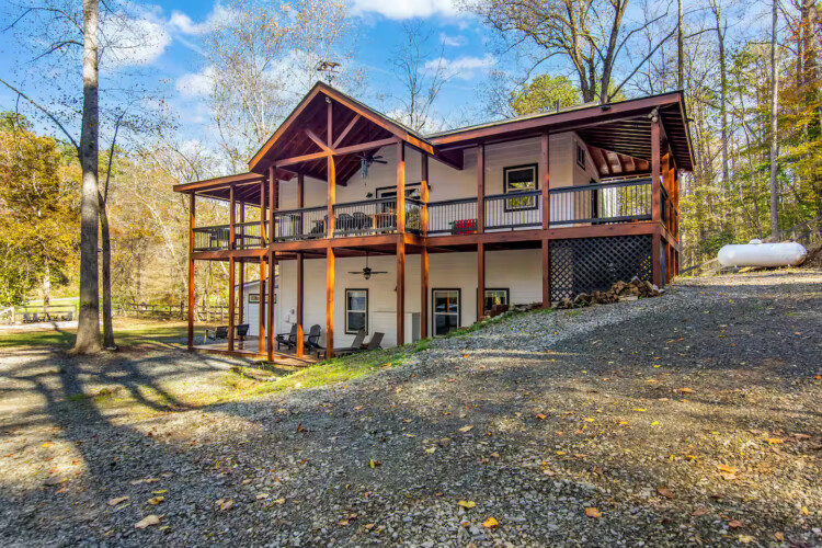 cabins in ellijay ga on river