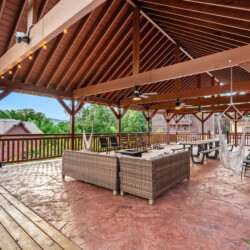 8 bedroom cabins in gatlinburg tn