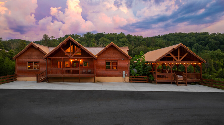 8 bedroom cabins in gatlinburg tn