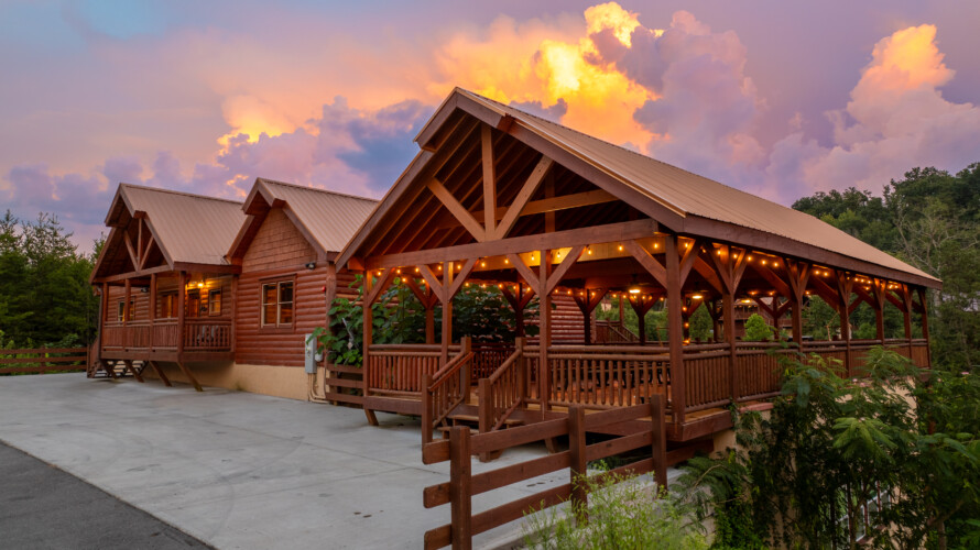 8 bedroom cabins in gatlinburg tn