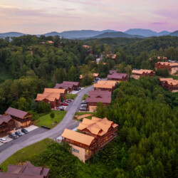 8 bedroom cabins in gatlinburg tn