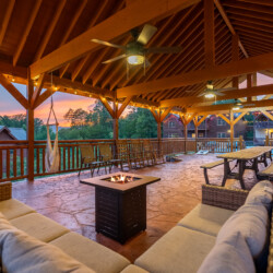 8 bedroom cabins in gatlinburg tn