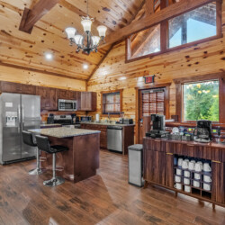 8 bedroom cabins in gatlinburg tn