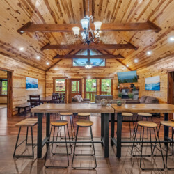 8 bedroom cabins in gatlinburg tn