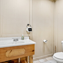 8 bedroom cabins in gatlinburg tn