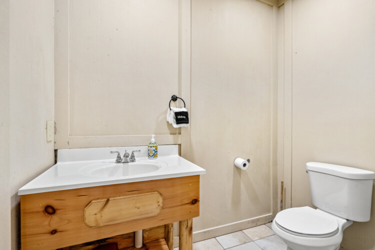 8 bedroom cabins in gatlinburg tn