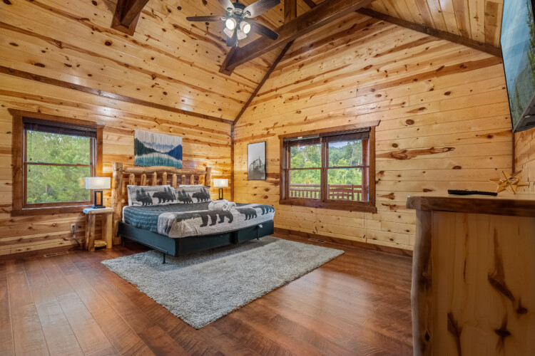 8 Bedroom Cabins in Gatlinburg TN