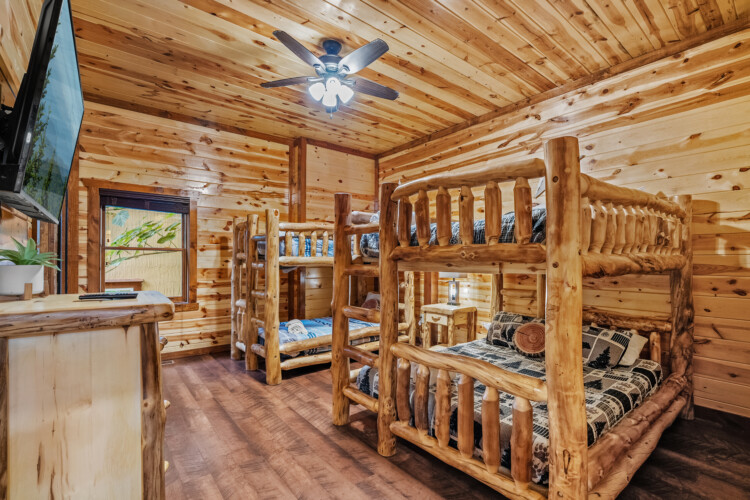 8 Bedroom Cabins in Gatlinburg TN