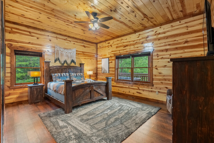 8 Bedroom Cabins in Gatlinburg TN