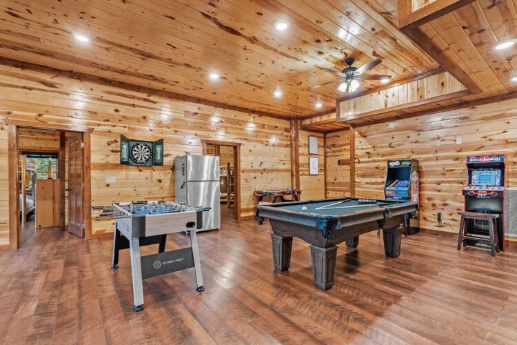 8 Bedroom Cabins in Gatlinburg TN