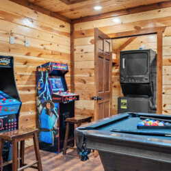 8 Bedroom Cabins in Gatlinburg TN