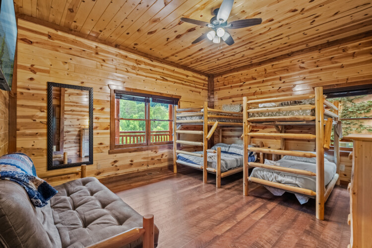 8 Bedroom Cabins in Gatlinburg TN