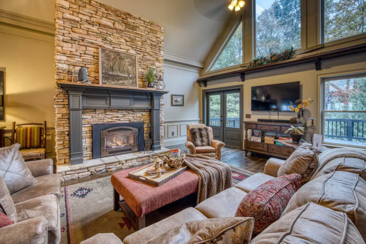6 br mineral bluff ga cabin rentals