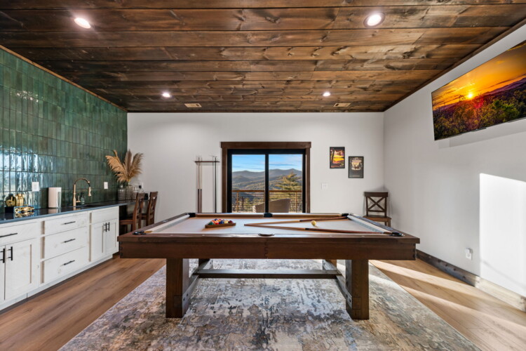 cabin rentals with swimming pools