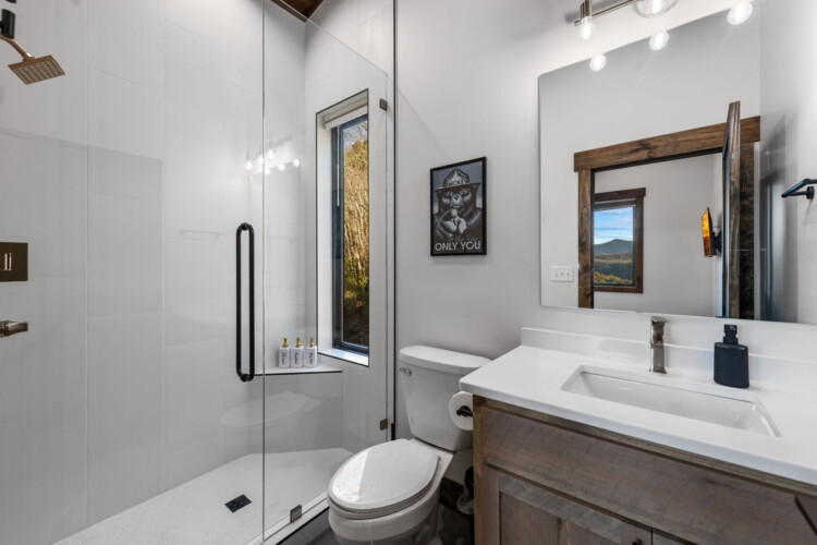 cabin rentals with swimming pools