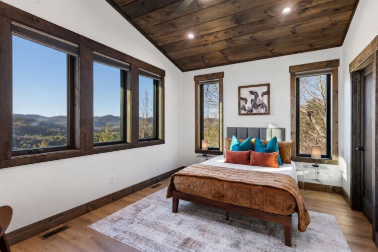 cabin rentals with swimming pools