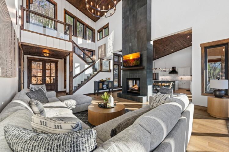 cabin rentals with swimming pools