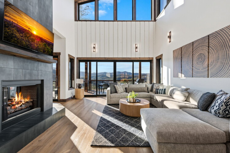 cabin rentals with swimming pools