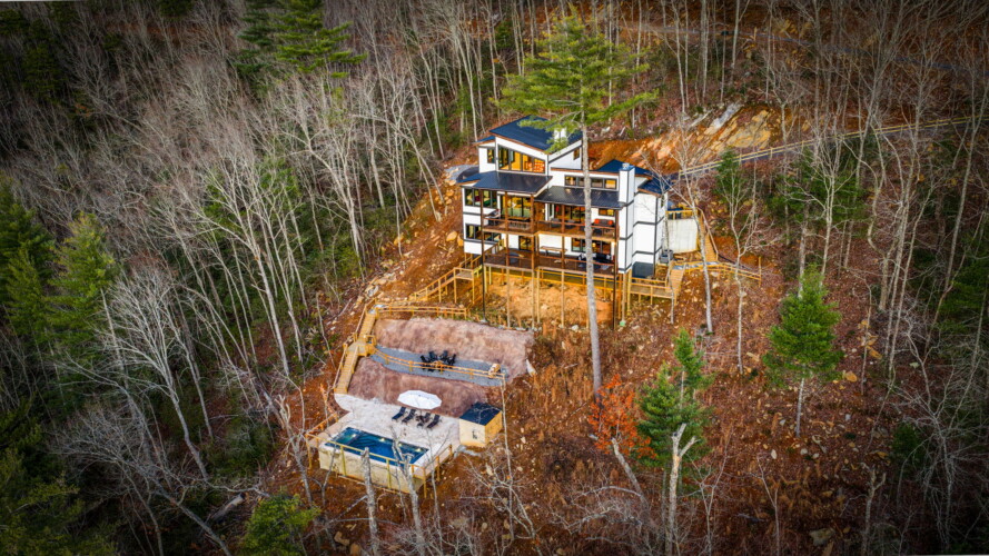 cabin rentals with swimming pools