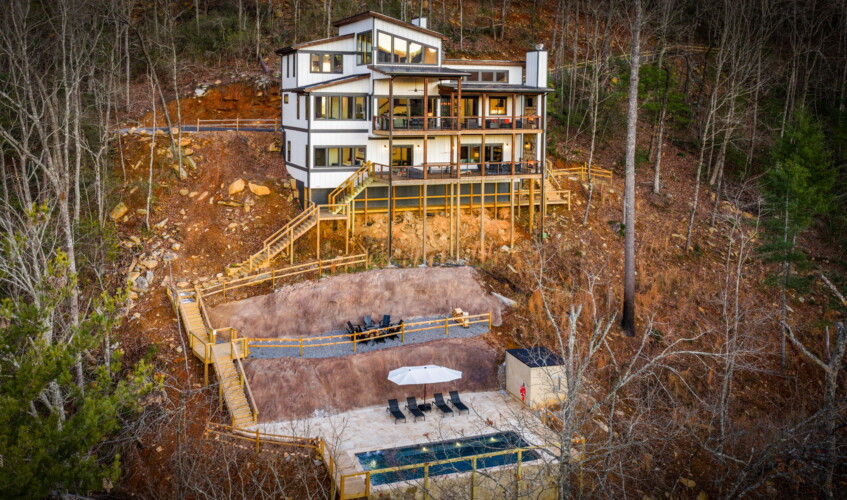 cabin rentals with swimming pools