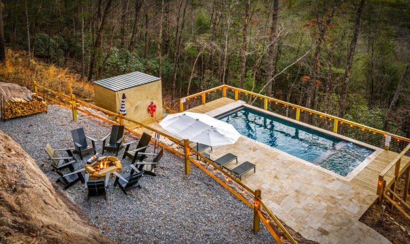 cabin rentals with swimming pools