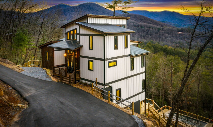 cabin rentals with swimming pools