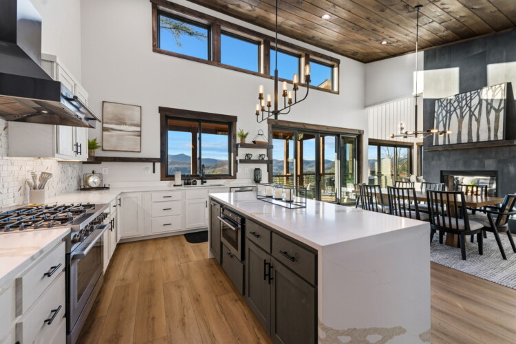 cabin rentals with swimming pools