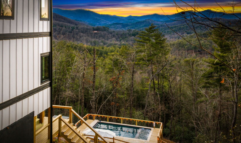 cabin rentals with swimming pools