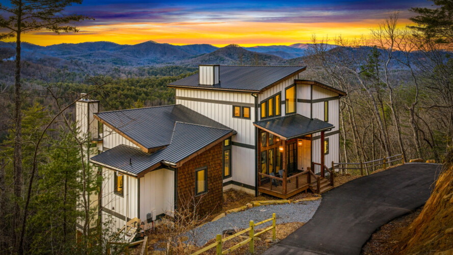 cabin rentals with swimming pools