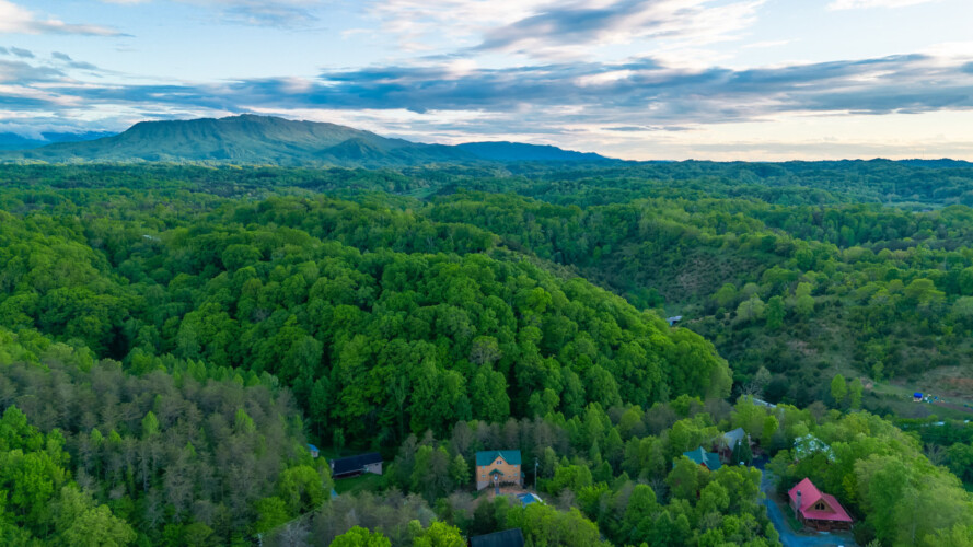 cabins in gatlinburg tn with indoor pools