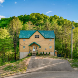 cabins in gatlinburg tn with indoor pools