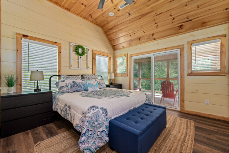 cabins in gatlinburg tn with indoor pools