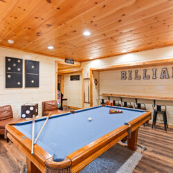 cabins in gatlinburg tn with indoor pools