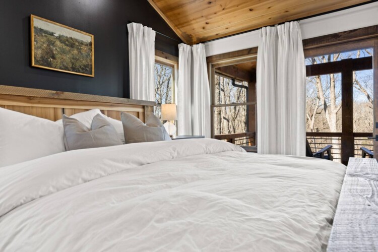 luxury blue ridge ga cabin with hot tub