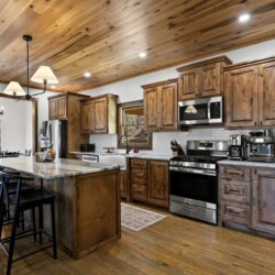 luxury blue ridge ga cabin with hot tub