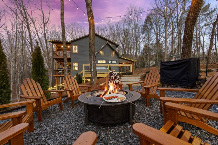 luxury blue ridge ga cabin with hot tub