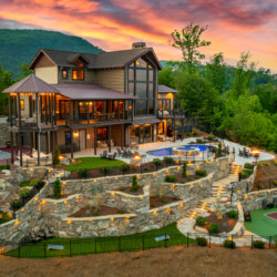 smoky mountain cabins with pools