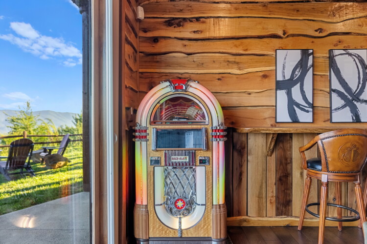 smoky mountain cabins with pools