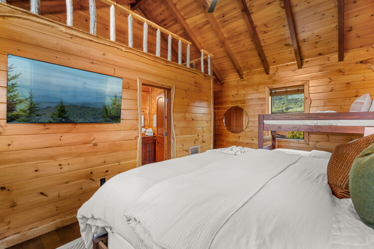 smoky mountain cabins with pools