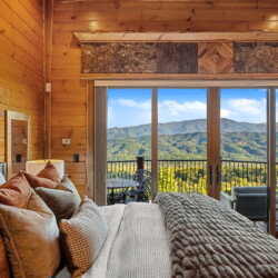 smoky mountain cabins with pools