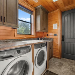 smoky mountain cabins with pools