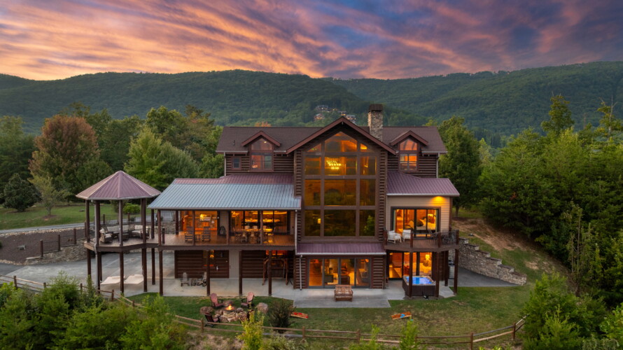 smoky mountain cabins with pools